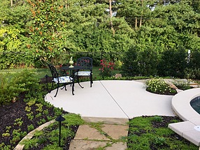 landscape design, hardscape, st. louis landscape, flagstone pathway, creeping jenny, ground cover